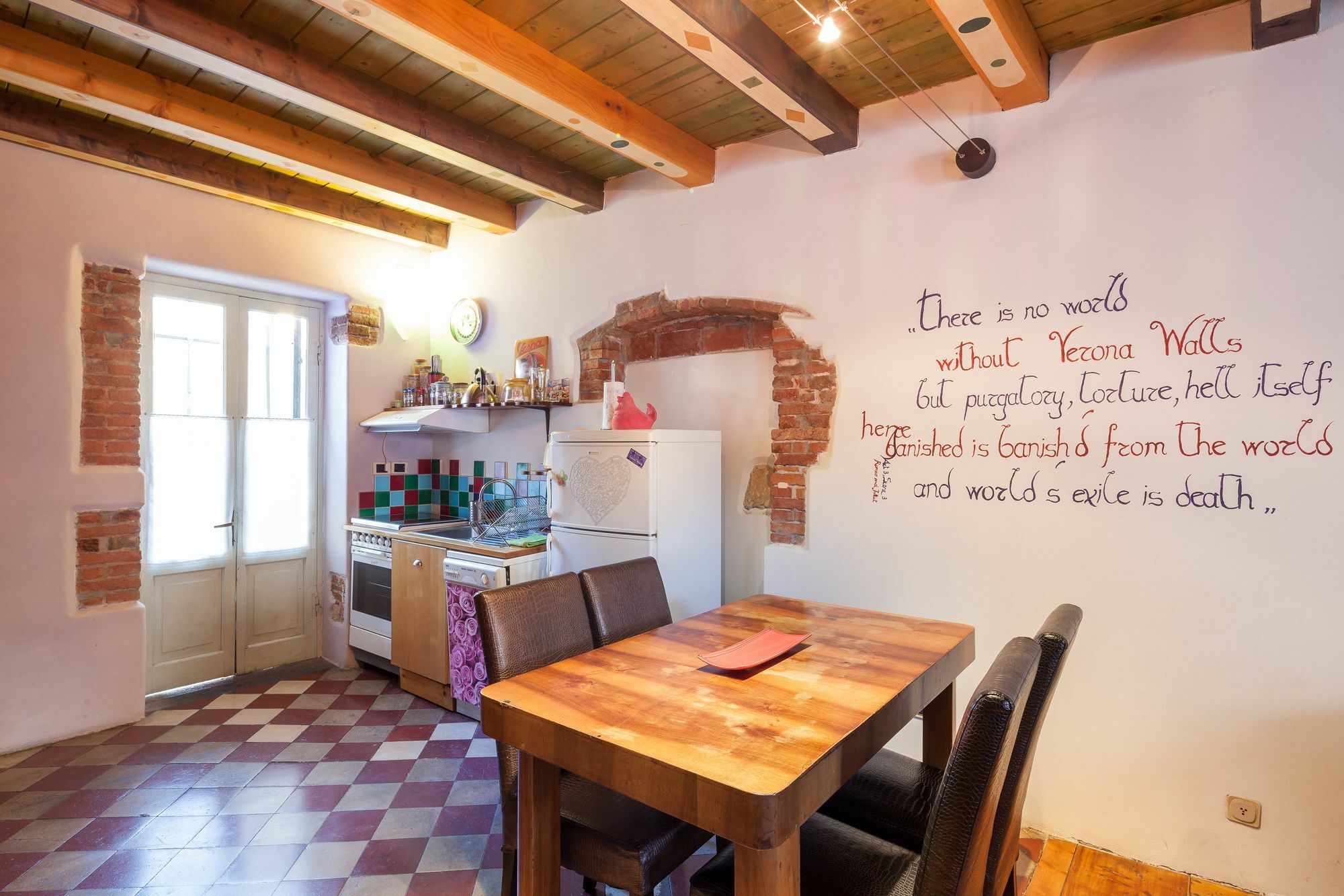 Verona Walls Ngoại thất bức ảnh